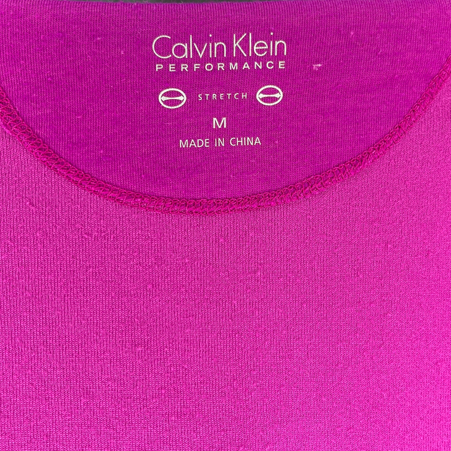 Calvin Klein Turtle-Neck-Hoodie Pull Over Magenta Size M SKU 000079-8