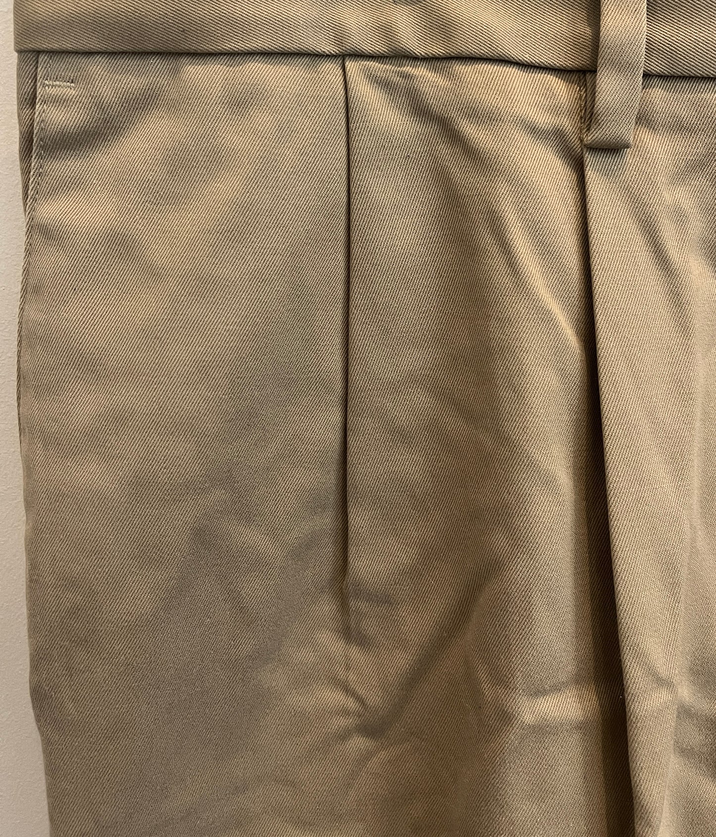 MEN'S Docker's Pants Khakis Tan Size 40 x 34 SKU 000432
