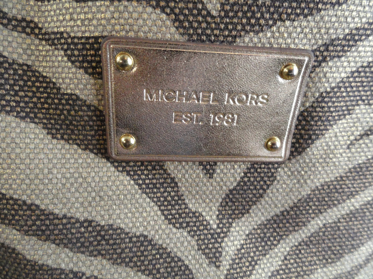 Michael Kors Tote Bag Animal Print (SKU 000242-48) – Designers On A Dime
