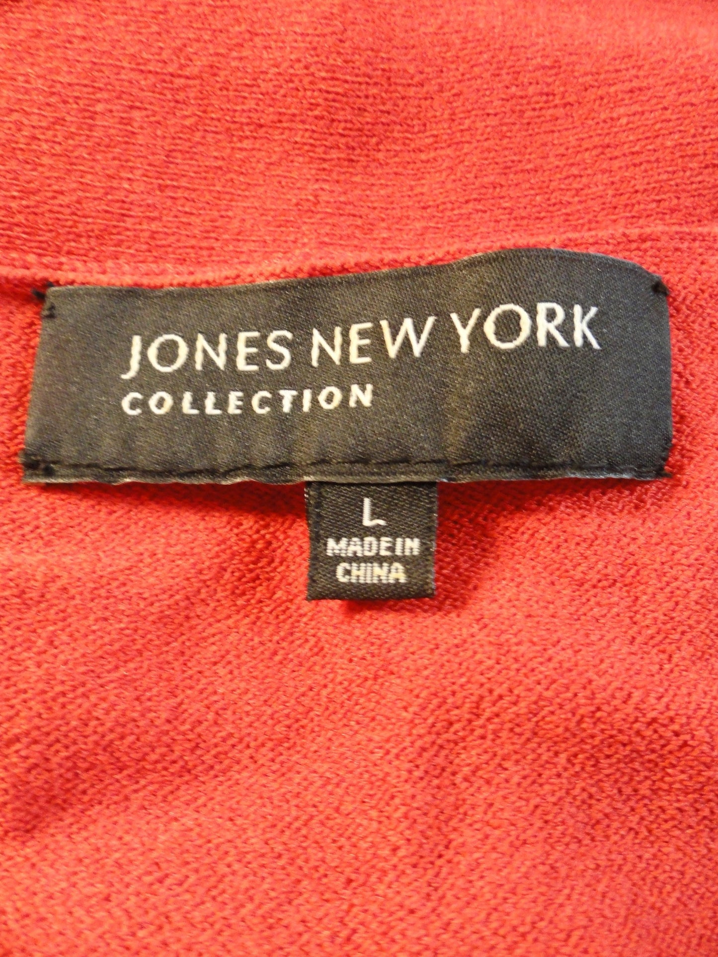 Jones New York 70's Top Ruby Cut Diamond Embroidered Size L SKU 000089