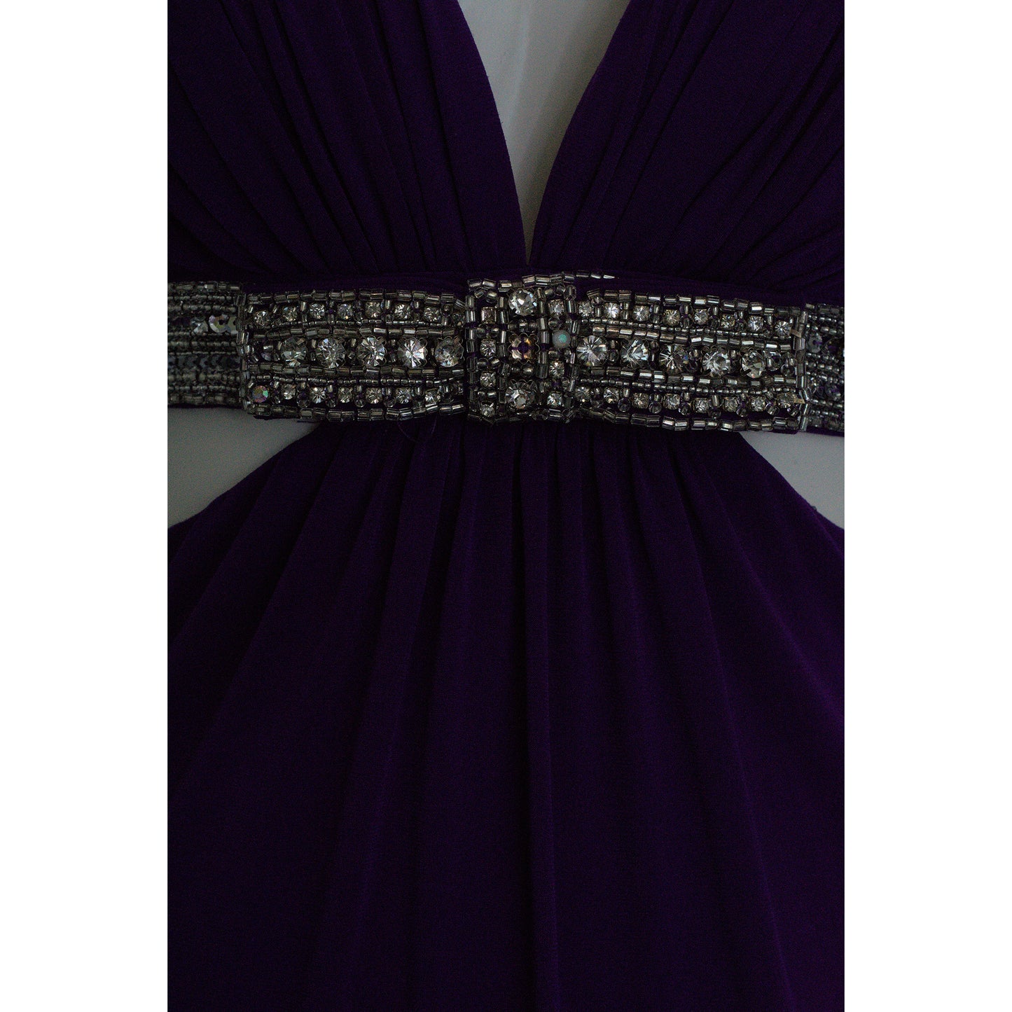Iris Gown Floor-Length Cut-Out Embellished Purple Size 6 SKU 000356-1