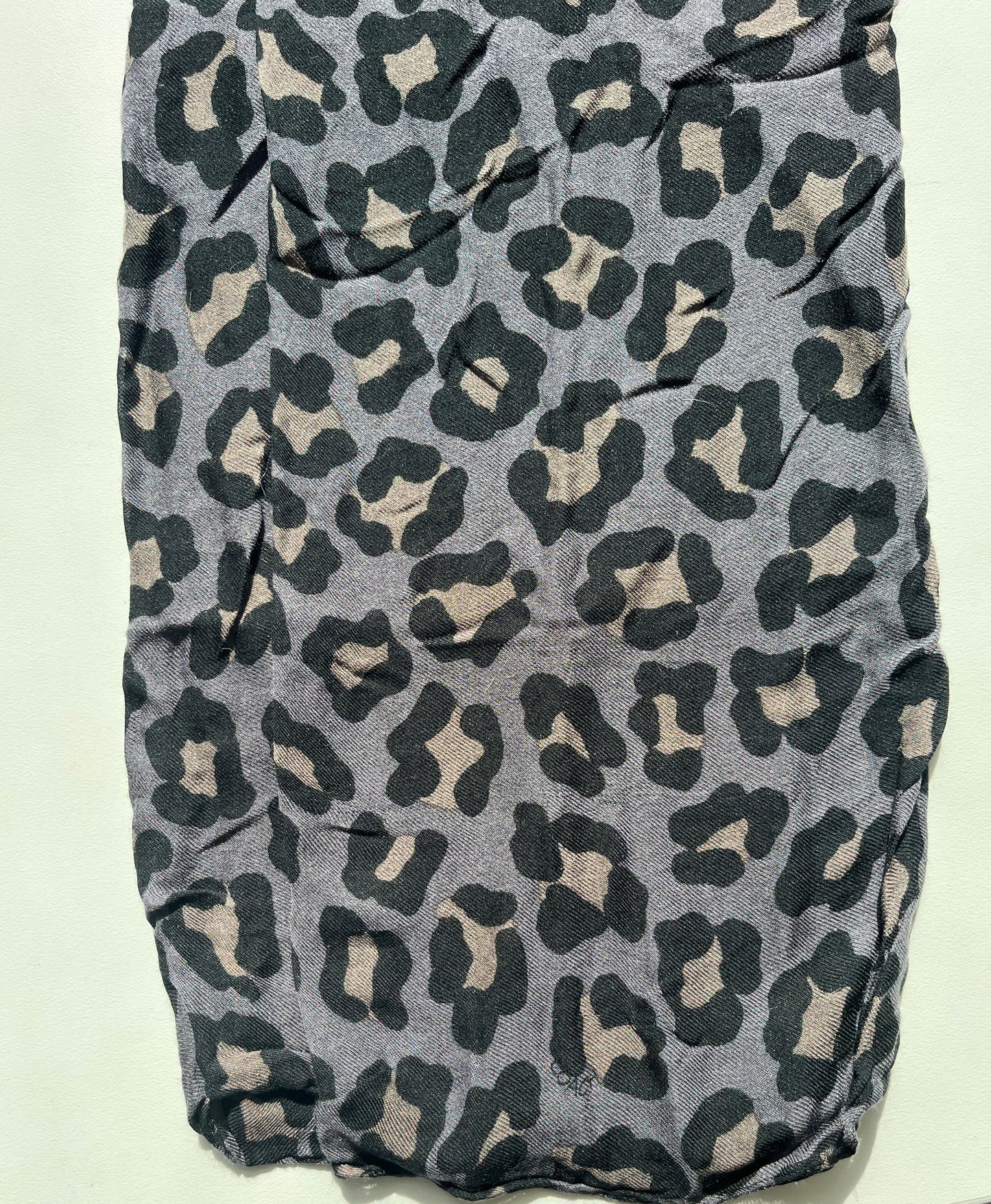 Coach Scarf Leopard Pattern Gray, Black, Tan SKU 000436