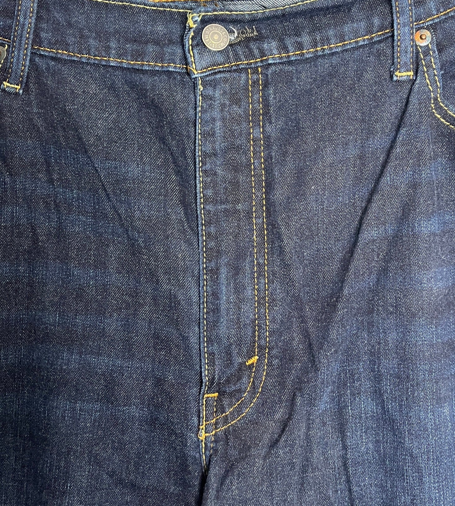 Levi's MEN'S Denim Jeans Dark Blue Size 40x34 SKU 000446