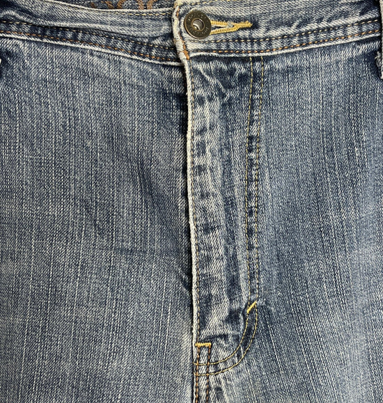 Dockers MEN'S Denim Blue Jeans   Size 40x32 SKU 000446
