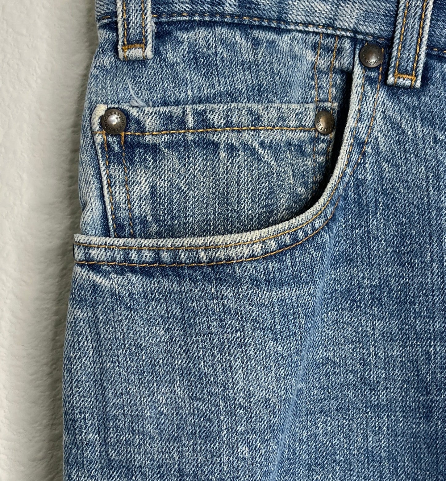 Dockers MEN'S Denim Blue Jeans Size 40x32 SKU 000446