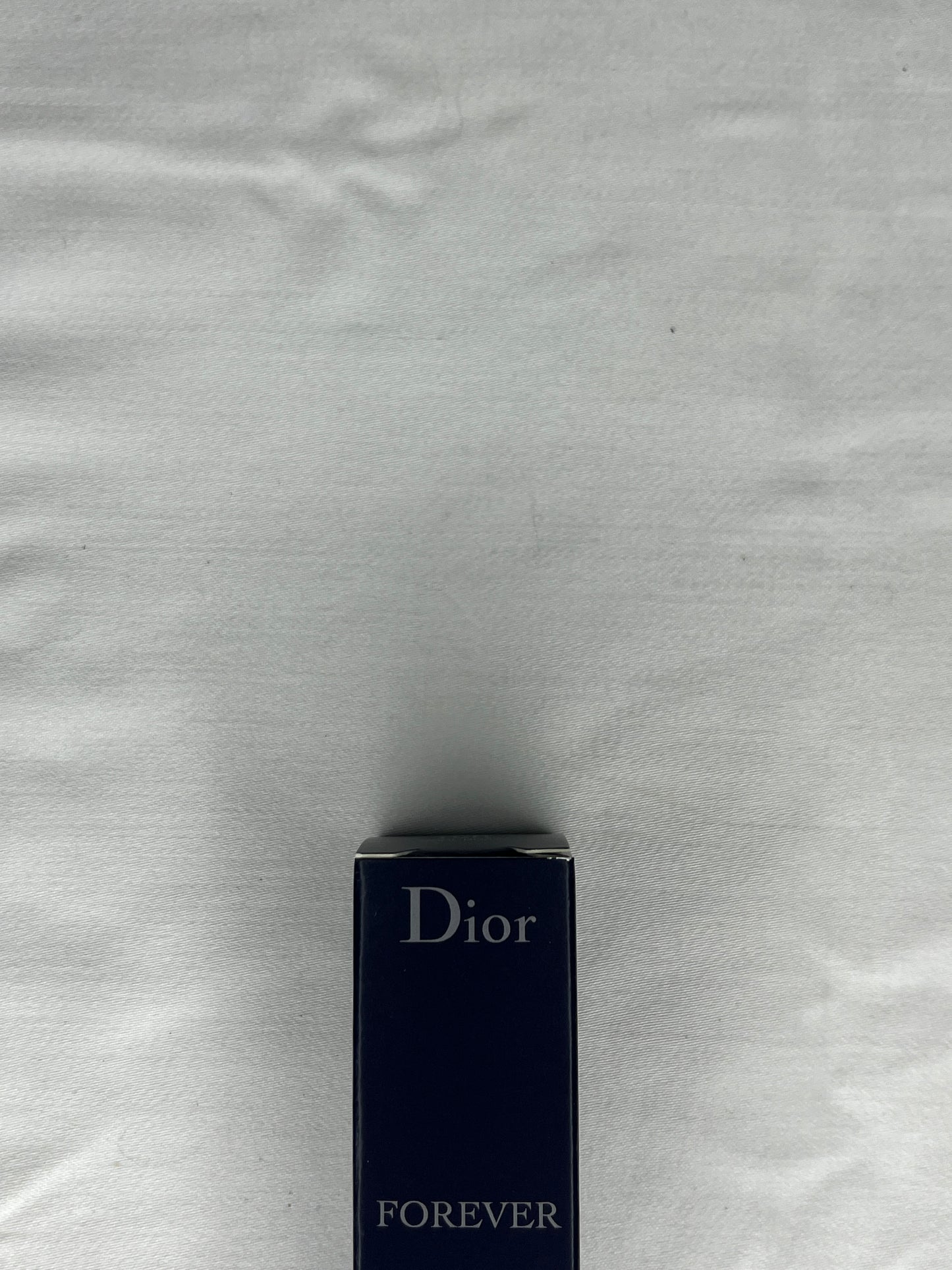 Dior Forever Transfer-Proof 24HR Foundation SKU 000451