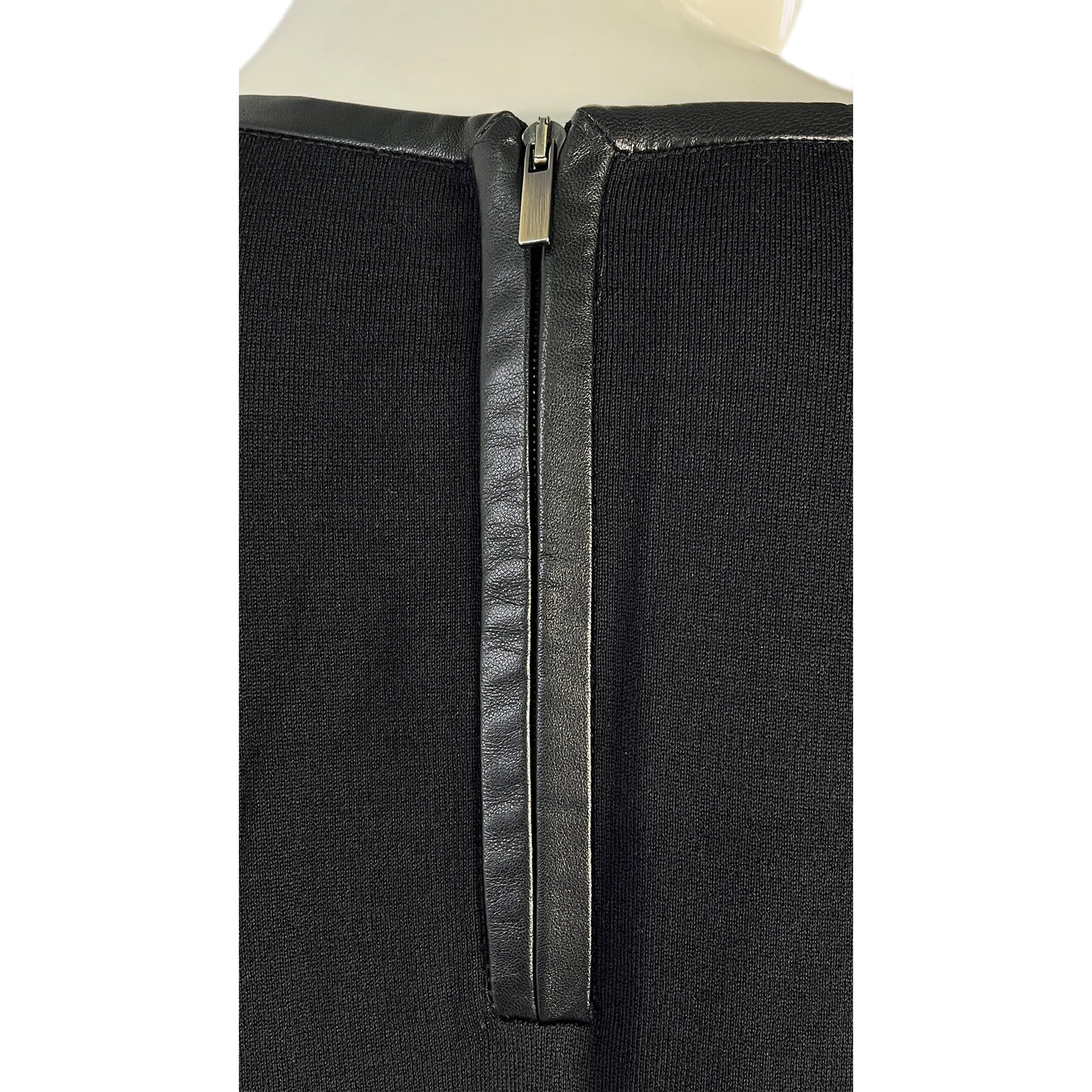 St. John Top Long Cape-Sleeves Leather Trim Details Black Size 16 SKU 000121-13