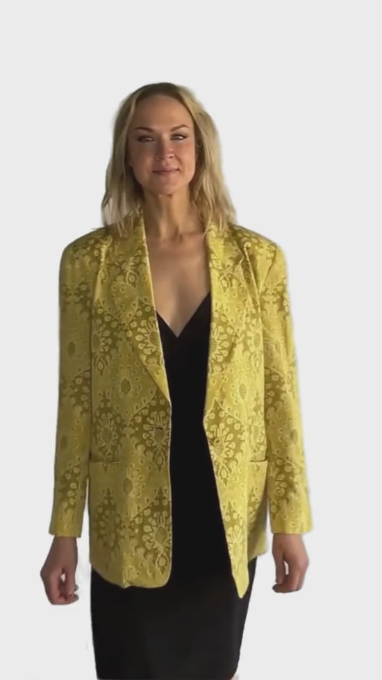 Load and play video in Gallery viewer, Adrienne Vittadini 70&amp;#39;s Blazer Yellow &amp;amp; Green Size M SKU 000008
