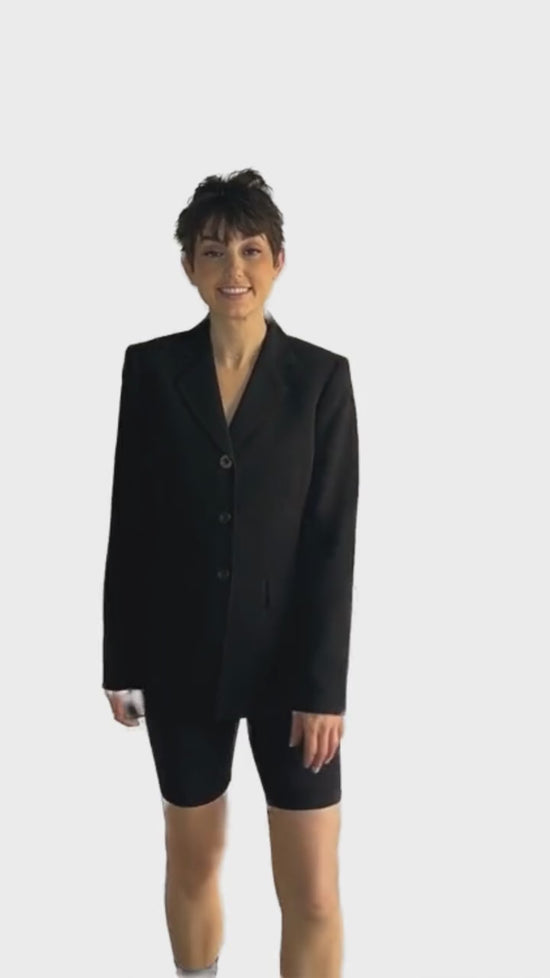 Load and play video in Gallery viewer, Anne Klein 70&amp;#39;s Black Blazer Size 4 SKU 000286-4
