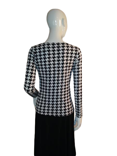 Anne Klein 70's Top, Black and White  Size: S (SKU 000214-6)