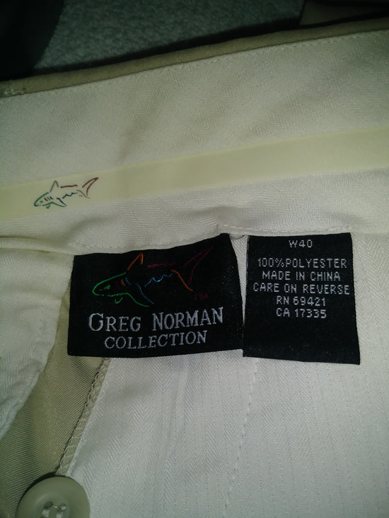 Greg Norman 80's Shorts Beige Size W40 SKU 000217-12