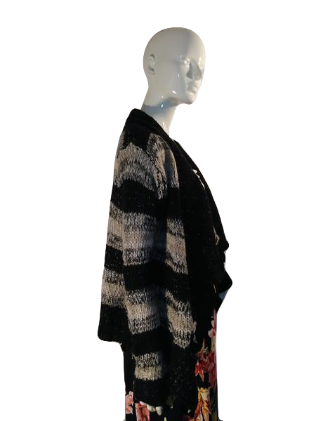 Load image into Gallery viewer, Ashley Sweater Black Size M (SKU 000000-2-1)

