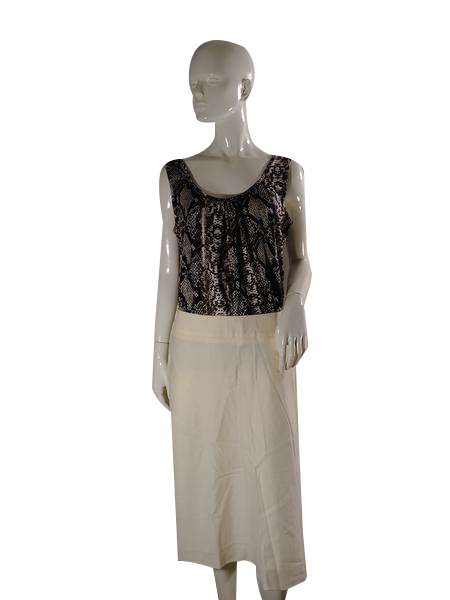 Load image into Gallery viewer, Talbots Skirt Cream Size 8P SKU 000132
