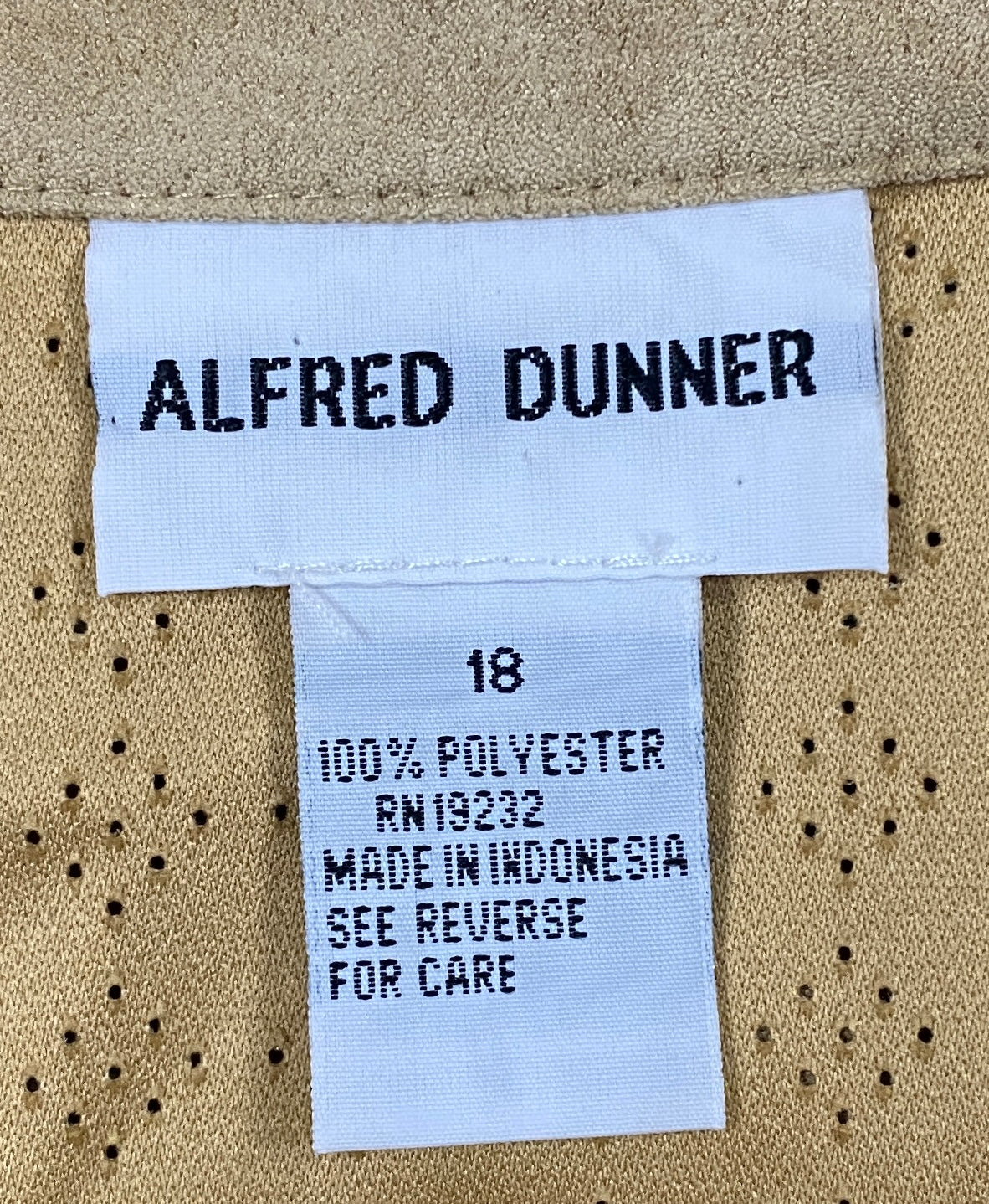 Alfred Dunner Top Tan  Size 18  SKU 000343-6