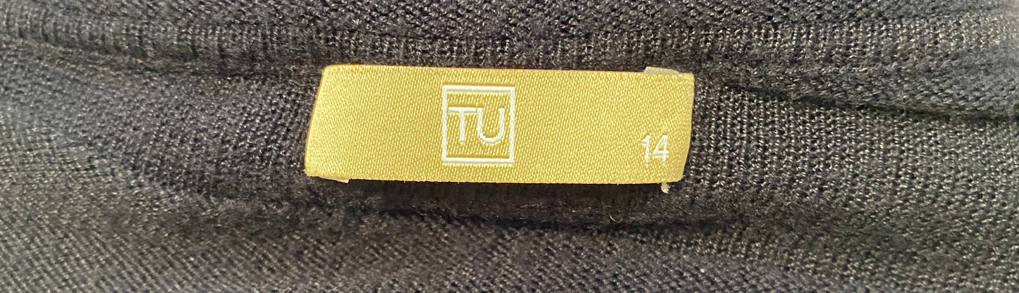 TU Top Black Long Sleeve Size 14 SKU 000323-15