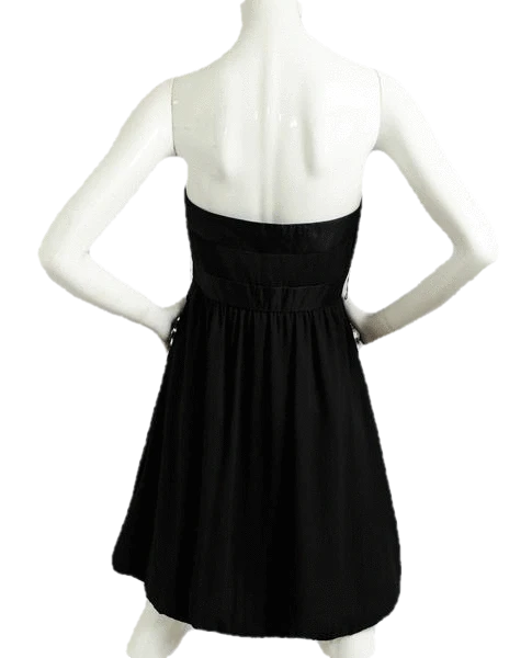 White House Black Market Black Parachute Cocktail Dress Size 4 SKU 000 Designers On A Dime White House Black Market Black Parachute Cocktail Dress Size 4 SKU 000 Designers On A Dime