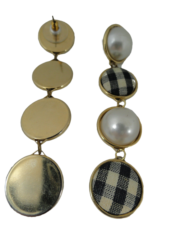 Load image into Gallery viewer, Earrings Dangling White &amp;amp; Navy (SKU 004002-29)
