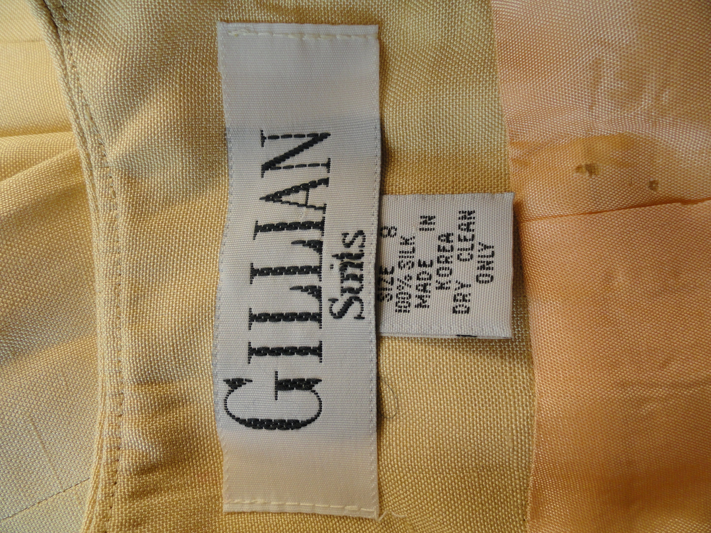 Gillian Suits 70's Silk Pastel Yellow Long Sleeve Jacket and Matching Skirt Size 8 SKU 000124
