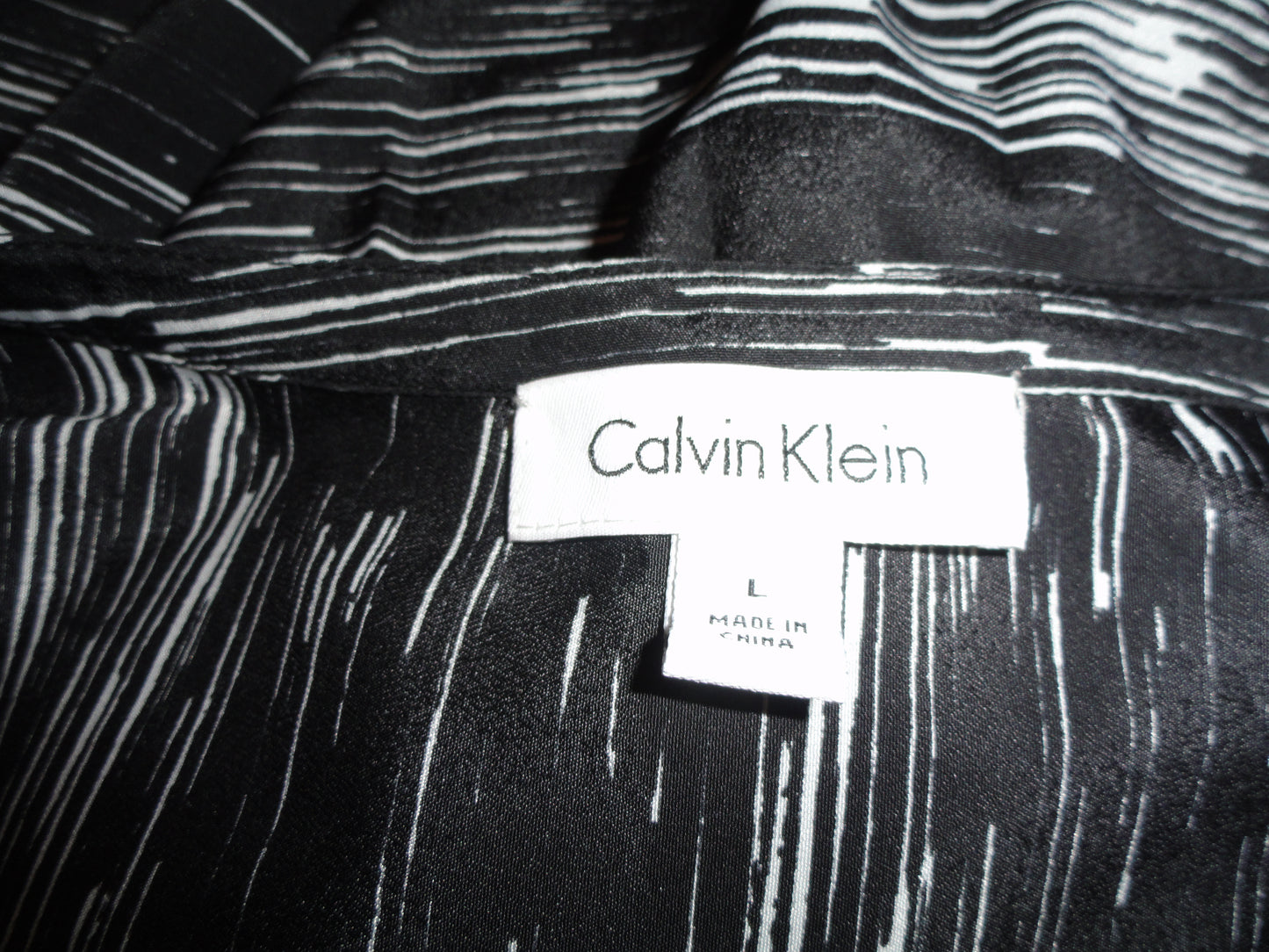 Calvin Klein Top Black & White L SKU 000188-3