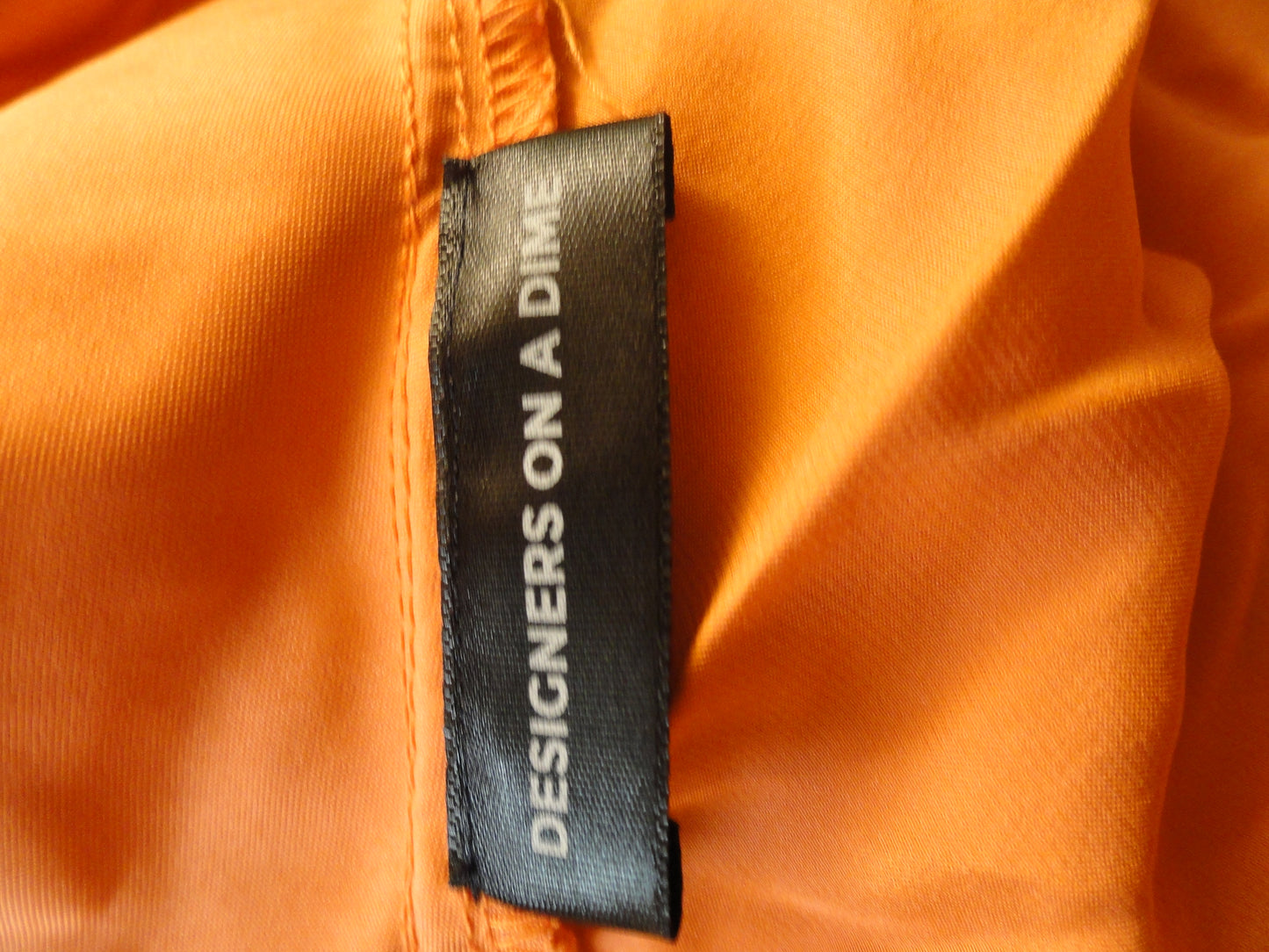 Designers on a Dime 100% Silk Orange Halter Top Size S SKU 000137
