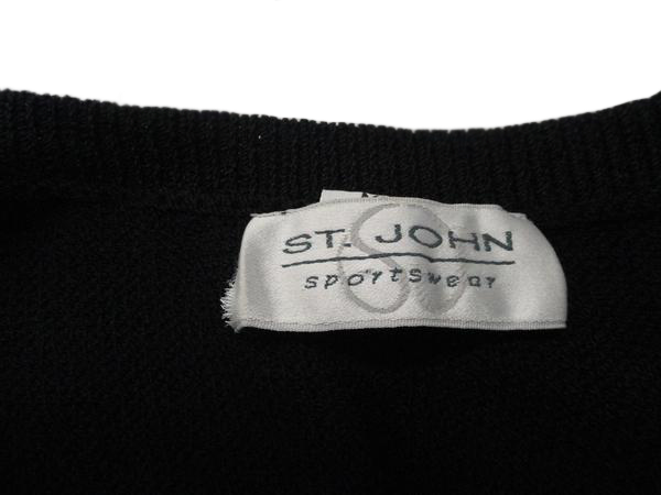 Load image into Gallery viewer, St John Sportswear Black Knit Top Size M SKU 000167
