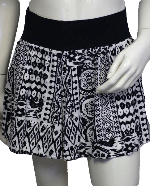 Delia's 90's Black and White print Skirt S SKU 000026