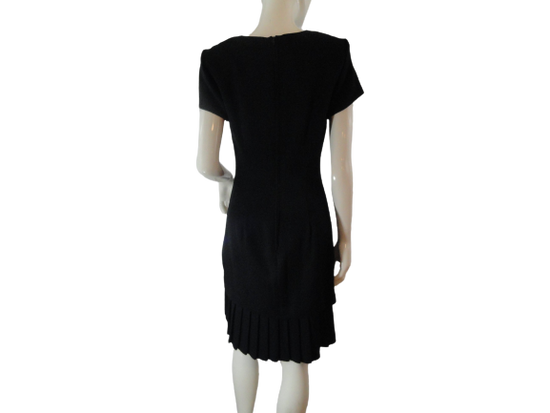 Julian Taylor Women's Dress Size 6 SKU 000285-2