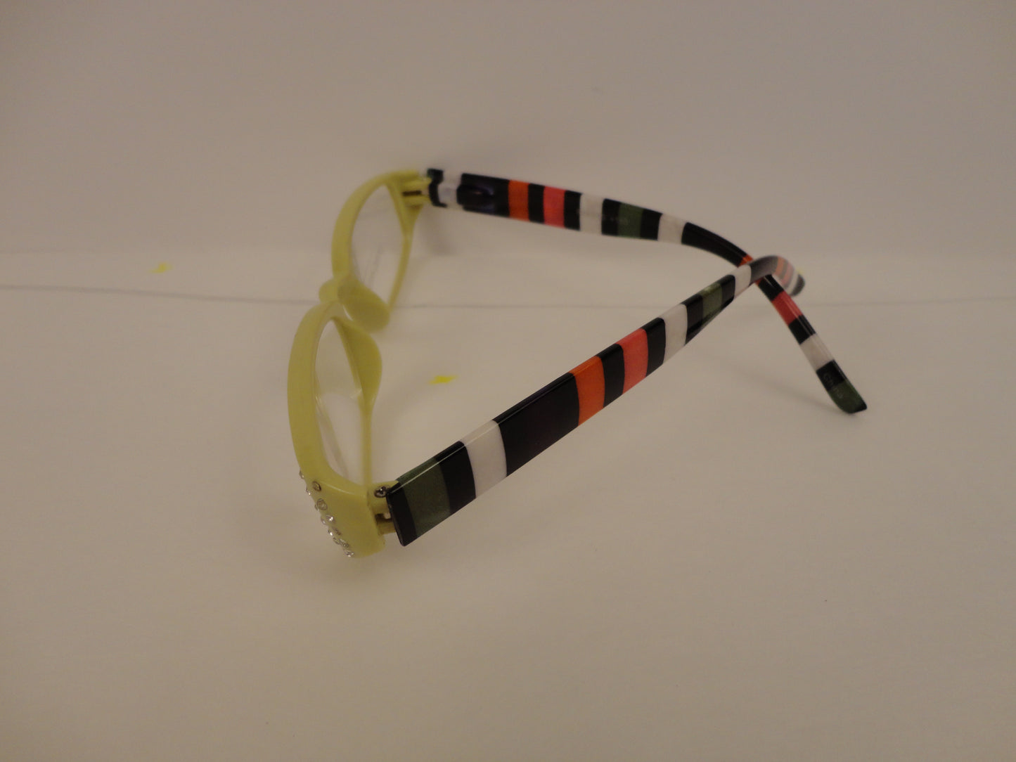 Readers Light Lime Green w/Stripes & Clear Crystals NWT SKU 150-20