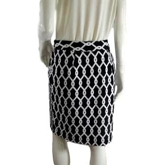 Adrienne Vittadini Skirt Black & White Size 10P SKU 000243-8