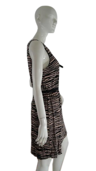 Ann Taylor Loft Dress Beige/Black Size M SKU 000246-2 Designers On A Dime Ann Taylor Loft Dress Beige/Black Size M SKU 000246-2 Designers On A Dime