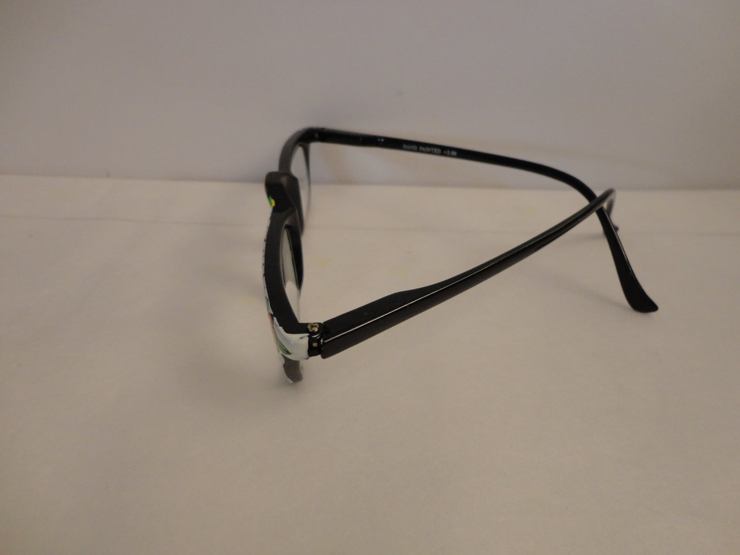 Readers Hand Painted Zebra NWT/In Box SKU 200-37