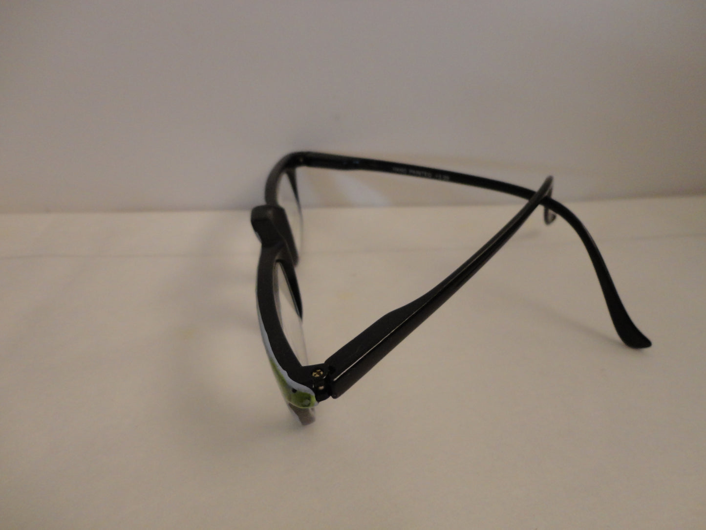 Readers Hand Painted Frog NWT/In Box SKU 300-11