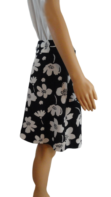 Ann Taylor 80's Skirt Black Floral Sz 14 NWOT SKU 000026