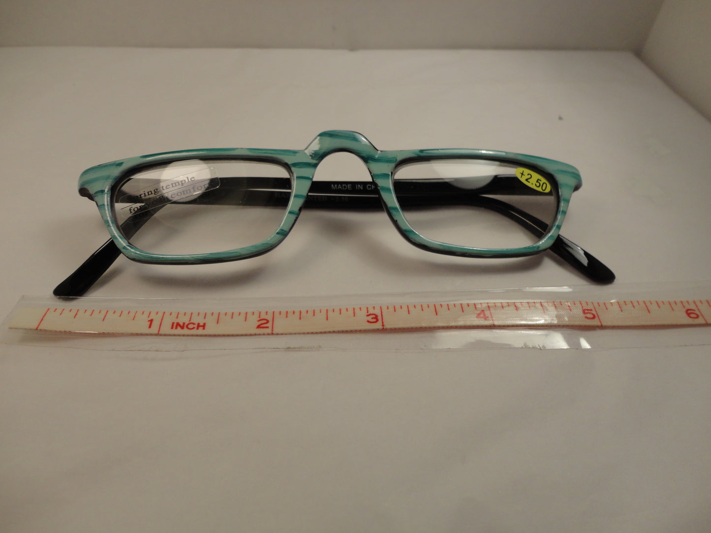 Readers Hand Painted Dolphins NWT/In Box SKU 250-25