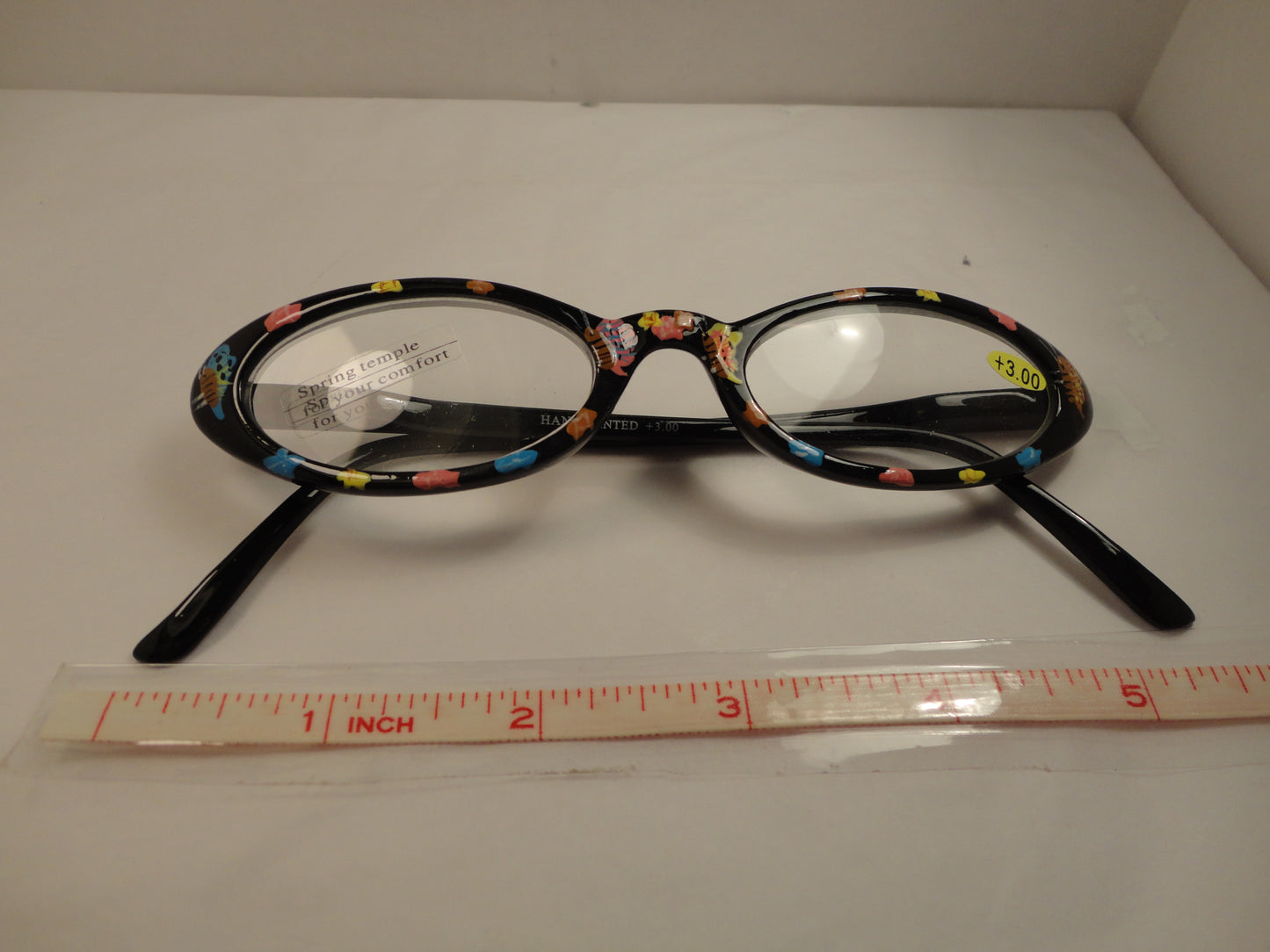 Readers Hand Painted Flowers NWT/In Box SKU 300-12