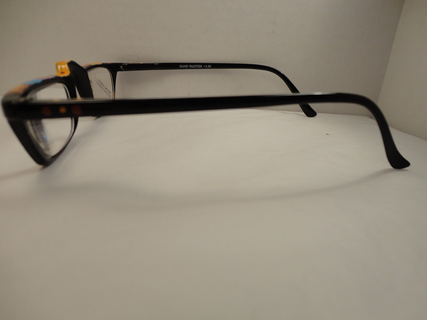 Readers Hand Painted Misc Shapes NWT/In Box SKU 300-13