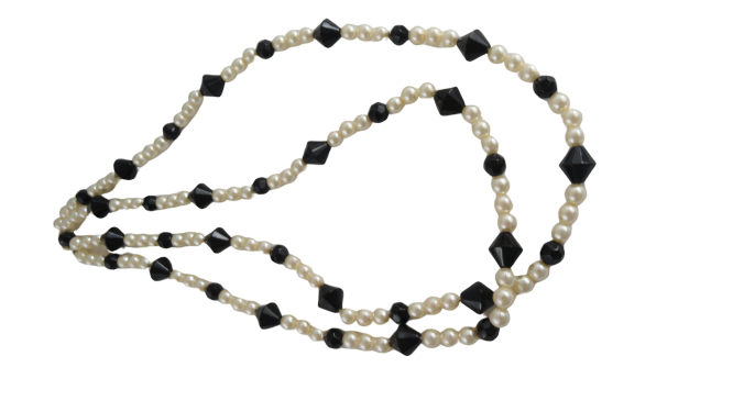 Necklace Pearls and Black Beads (SKU 004001-45)
