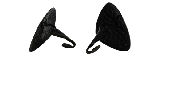 Earrings Clip On Triangle Black (SKU 004000-17)