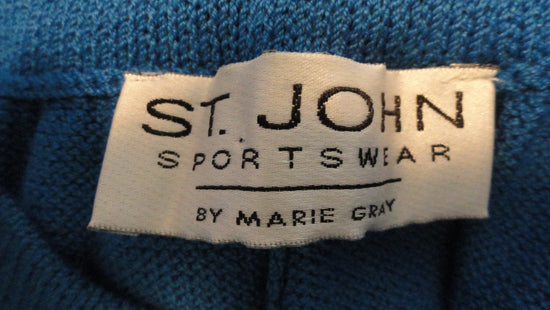 St. John Knit Shorts Turquoise Size 8 (SKU 000266-9)