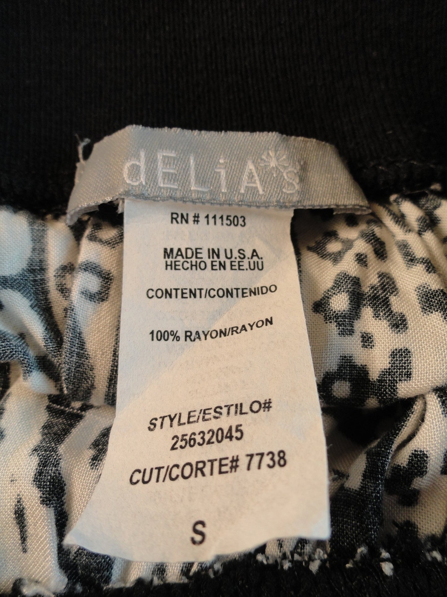Load image into Gallery viewer, Delia&amp;#39;s 90&amp;#39;s Black and White print Skirt S SKU 000026
