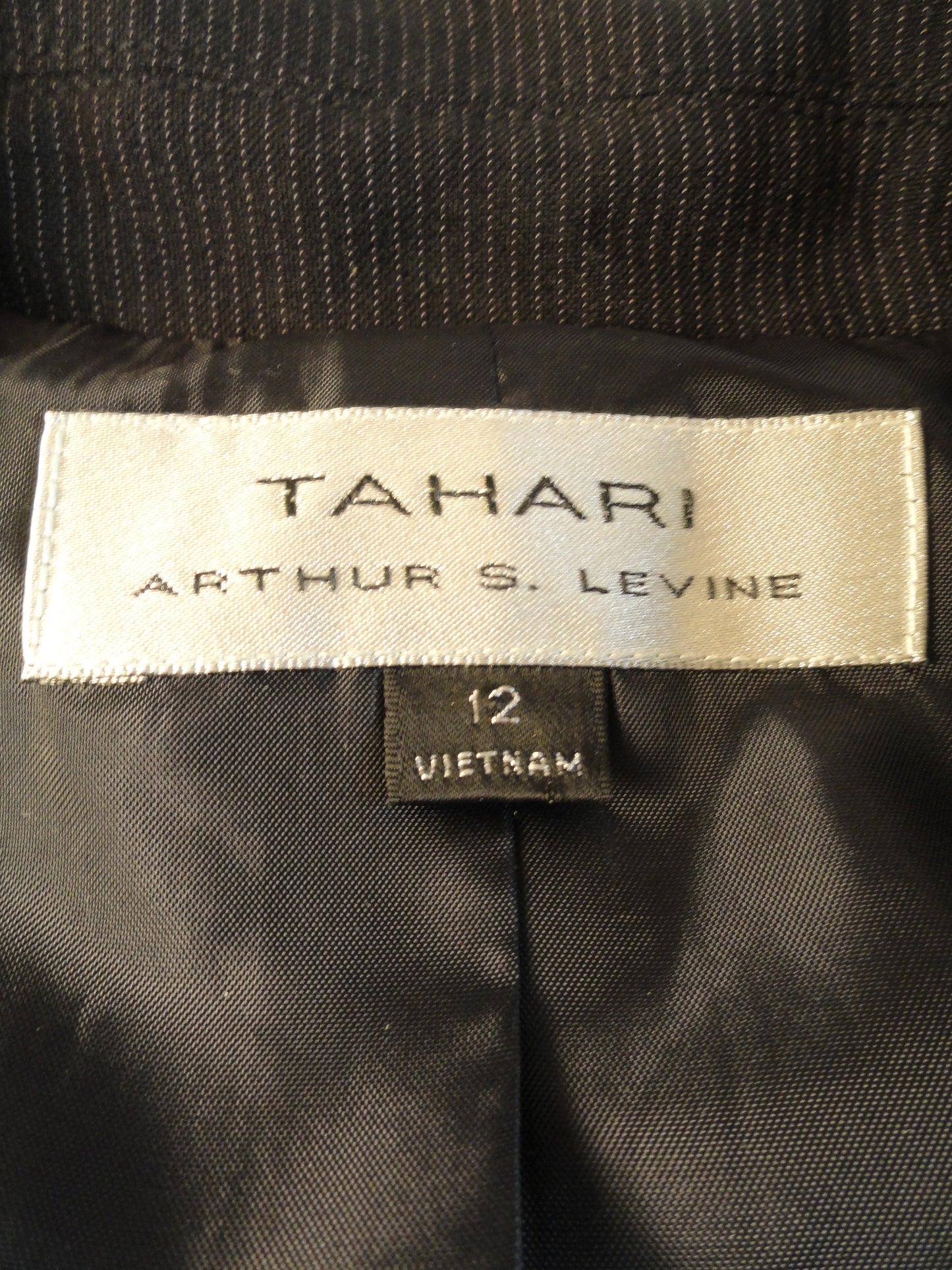 Tahari 90's Pin Striped Vest Sz 12 SKU 000034