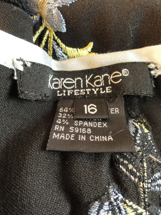 Karen Kane  Black Flower Skirt Size 16 SKU 000054