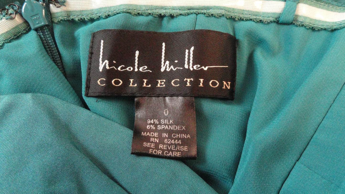 Nicole Miller 70's Green Silk Strapless Formal Ball Gown Size 0 SKU 000173