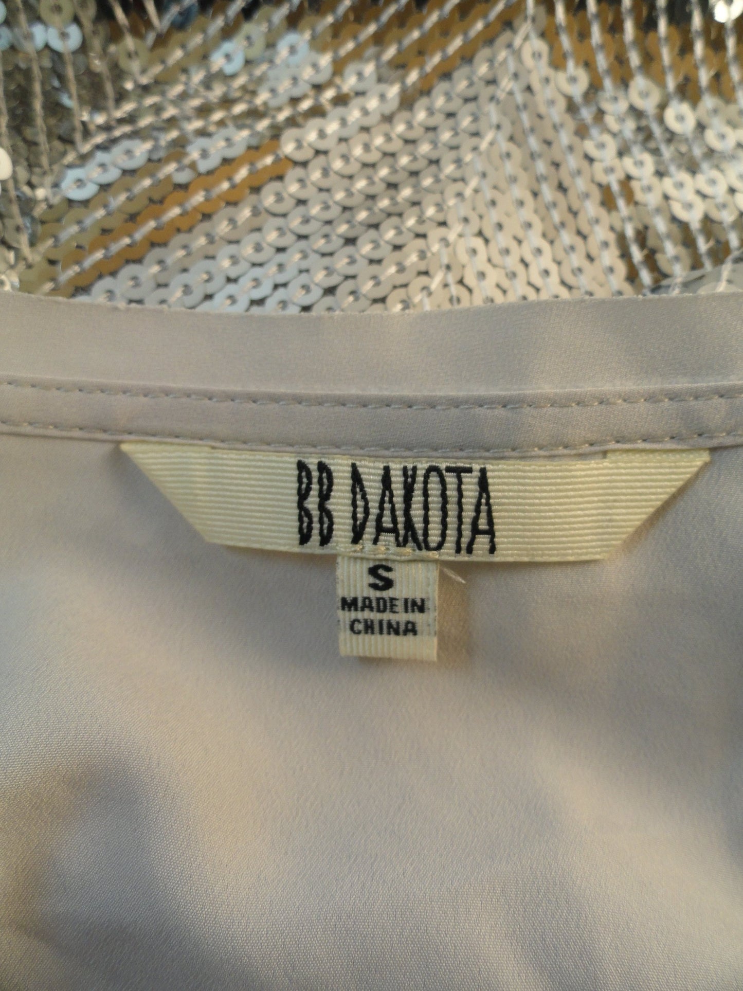 BB Dakota 80's Top Silver Sequins Size S SKU 000096