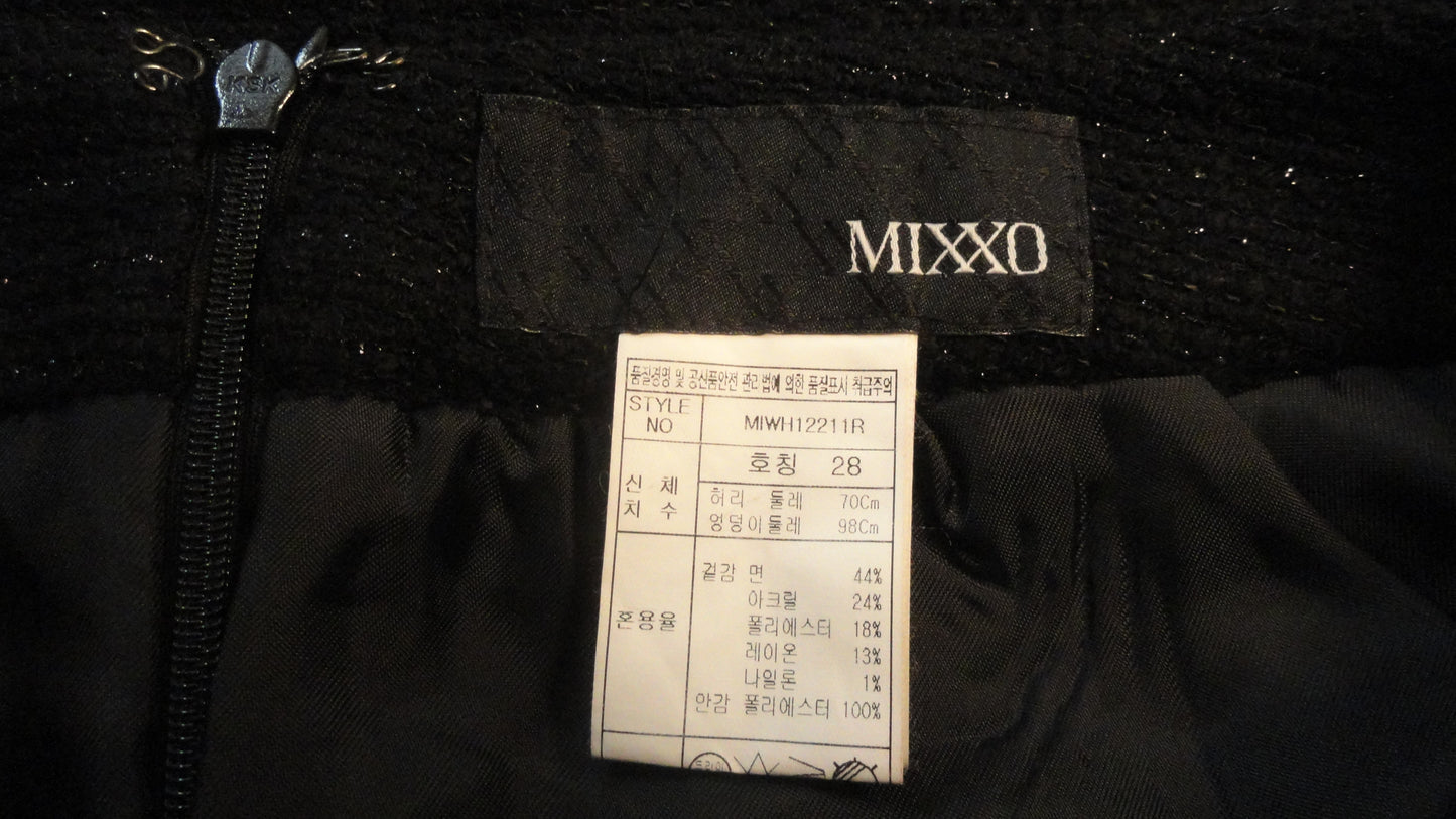 Load image into Gallery viewer, Mixxo Black Skirt Size 2 SKU 000133
