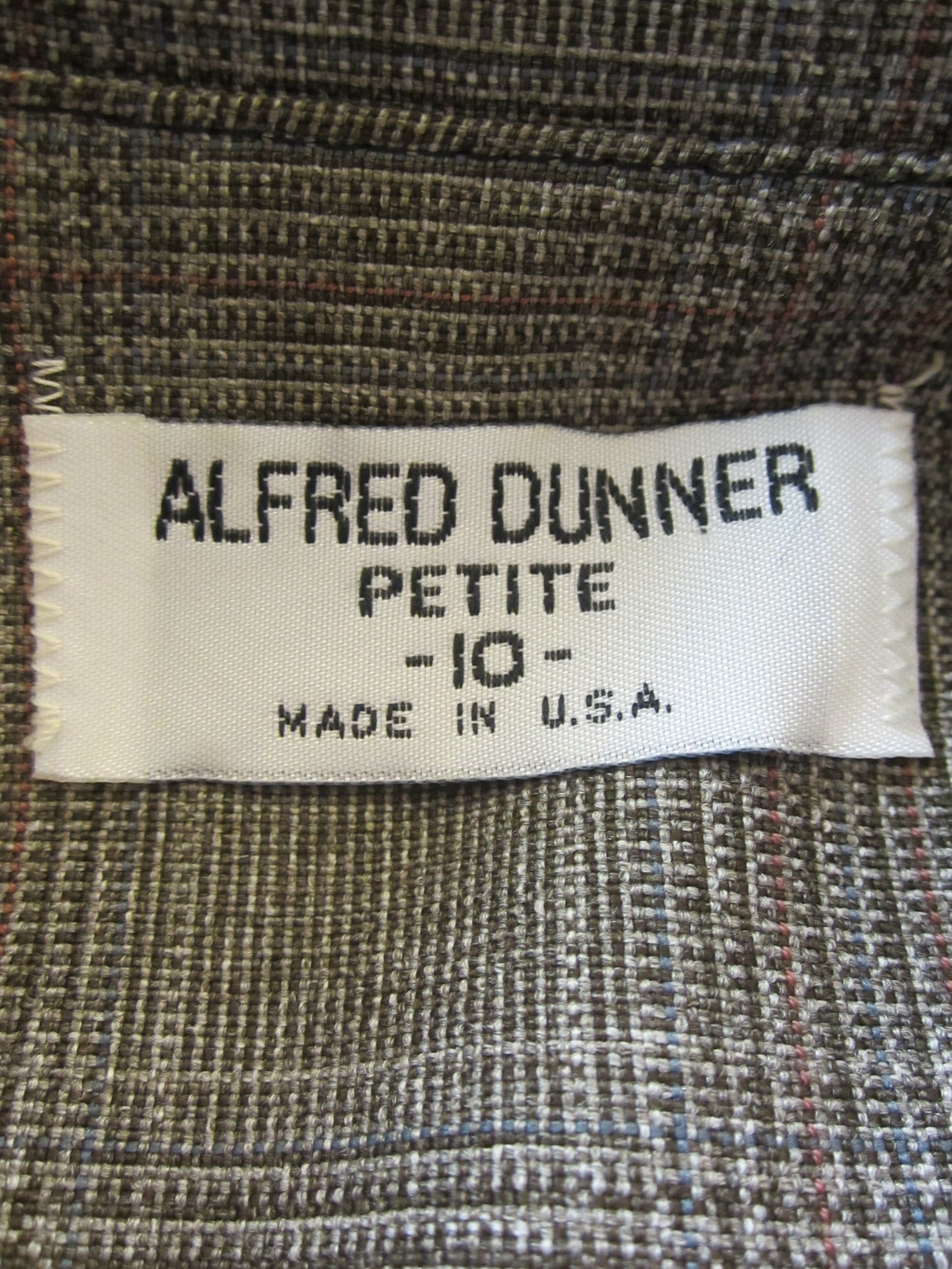 Alfred Dunner Jacket  Gold Plaid Size 10 Petite  (SKU 000111)