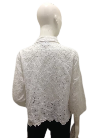 Liz Claiborne Blouse White Size M(SKU 000250-3)