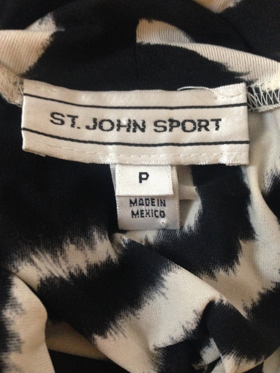 St. John Sport Long Sleeve Turtleneck Top Black/White Print Size P SKU 000256-2