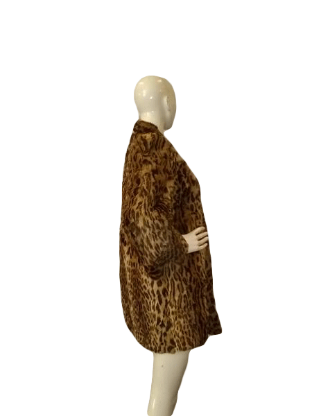 Load image into Gallery viewer, Movieland Fur Studio Ocelot Fur Coat SKU 000140
