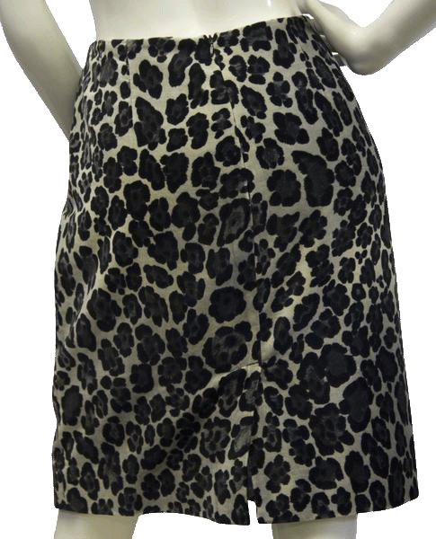 Donna Degnan Skirt Paws Up  Size 8 (SKU 000017)
